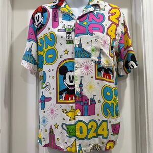 Disney Pixar 2024 Disneyland Unisex Button Up Graphic Shirt Size Small